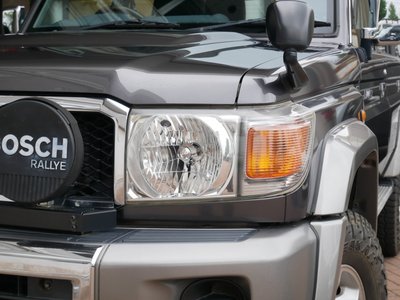 صورة 7 لـ 2015 Toyota LAND CRUISER 70