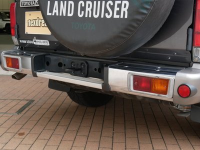 صورة مصغرة 11 لـ 2015 Toyota LAND CRUISER 70
