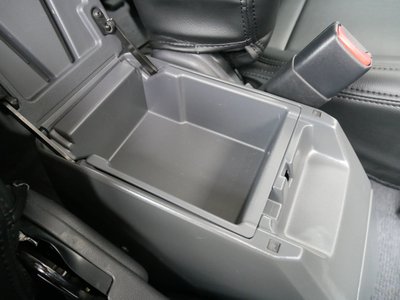 صورة مصغرة 27 لـ 2015 Toyota LAND CRUISER 70