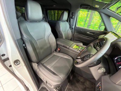 2026 Toyota ALPHARD — фото 8