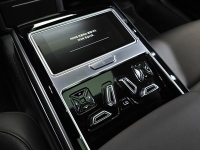 2021 AUDI A8 缩略图 24