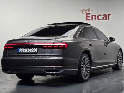 2021 AUDI A8 photo 4