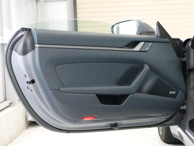 2023 Porsche 911 — миниатюра 15