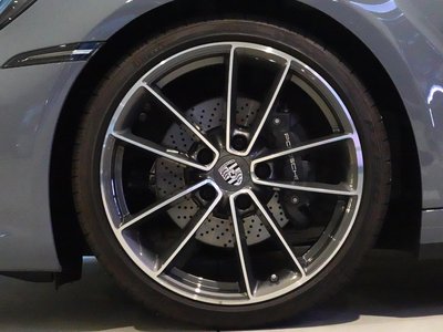 2023 Porsche 911 — миниатюра 71