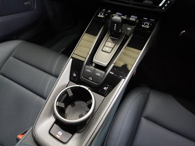2023 Porsche 911 — миниатюра 39