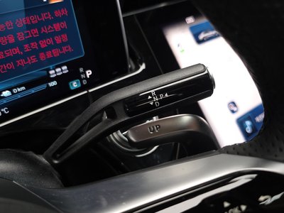 2025 Mercedes-BENZ E-CLASS 缩略图 12