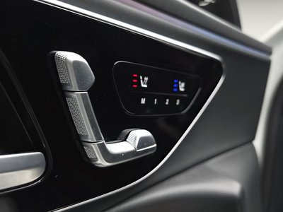 2025 Mercedes-BENZ E-CLASS 缩略图 32