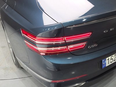 GENESIS G80 (RG3) - 10