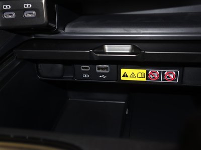 صورة مصغرة 18 لـ 2023 Lexus RX