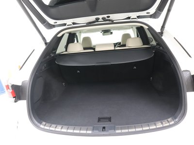 صورة مصغرة 34 لـ 2023 Lexus RX