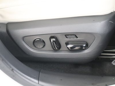 صورة مصغرة 26 لـ 2023 Lexus RX