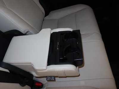 صورة مصغرة 28 لـ 2023 Lexus RX