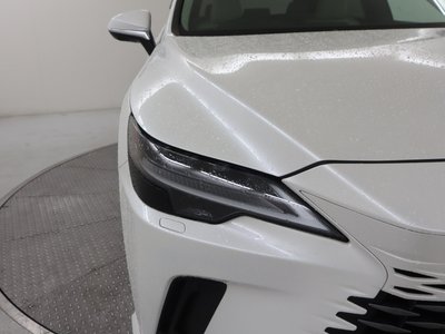 صورة مصغرة 39 لـ 2023 Lexus RX
