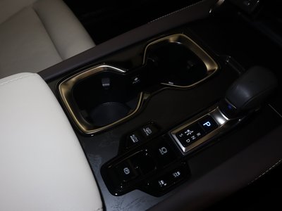 صورة مصغرة 19 لـ 2023 Lexus RX