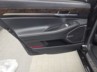 2018 Genesis G90 — миниатюра 15