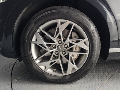 صورة 6 لـ 2022 Genesis GV70