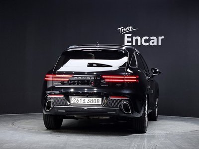 صورة 3 لـ 2022 Genesis GV70