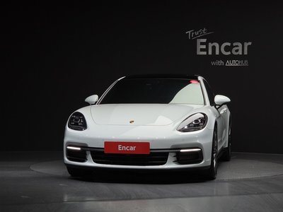 PORSCHE PANAMERA - 2