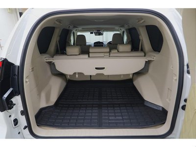 TOYOTA LAND CRUISER PRADO - 9