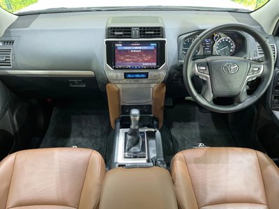 TOYOTA LAND CRUISER PRADO - 2