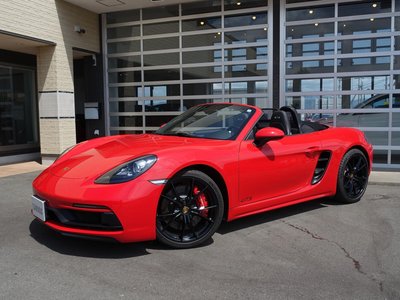 صورة 15 لـ 2018 Porsche 718