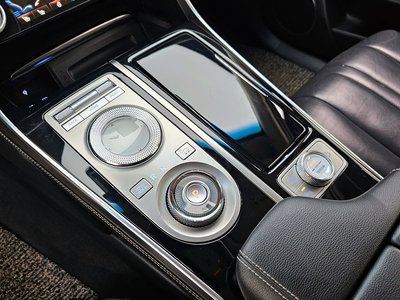 GENESIS GV80 - 9