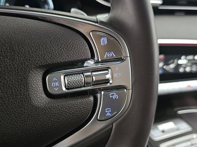 2023 Genesis GV70 — миниатюра 21