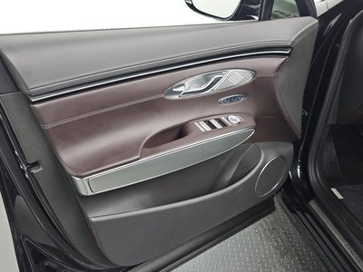 2023 Genesis GV70 — миниатюра 14