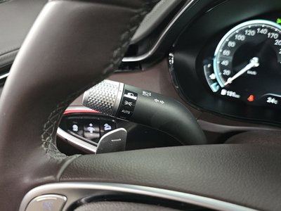2023 Genesis GV70 — миниатюра 27