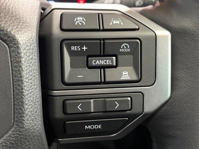 TOYOTA LAND CRUISER 250 - 7