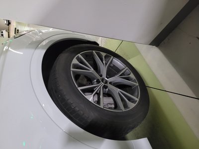 AUDI Q8 - 6