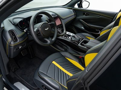 ASTON MARTIN DBX - 3