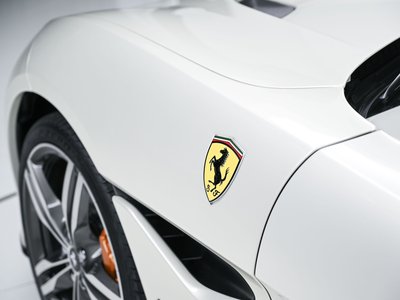 2020 Ferrari PORTOFINO — фото 26