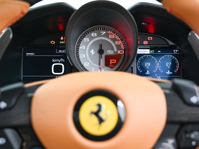 2020 Ferrari PORTOFINO — фото 17