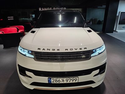 صورة 8 لـ 2023 LAND Rover RANGE ROVER SPORT