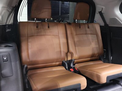TOYOTA LAND CRUISER PRADO - 9