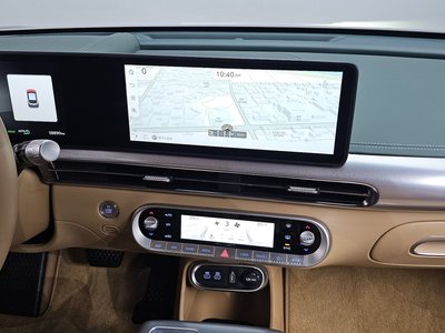 2022 Genesis GV60 — миниатюра 14
