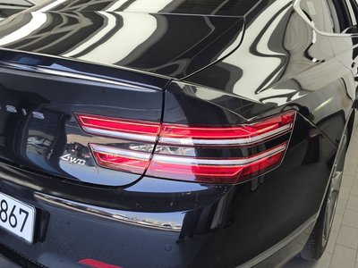 GENESIS G80 (RG3) - 10