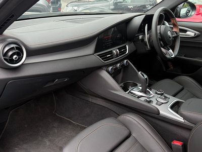 2026 ALFA Romeo JULIA 照片 11