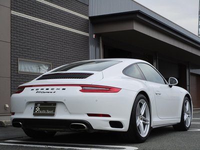 PORSCHE 911 - 9