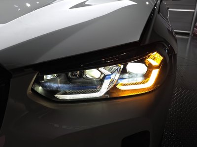 صورة 9 لـ 2023 BMW X3