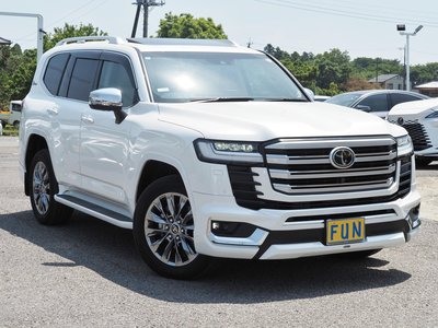 TOYOTA LAND CRUISER 300 - 5