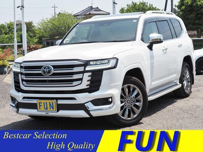 TOYOTA LAND CRUISER 300