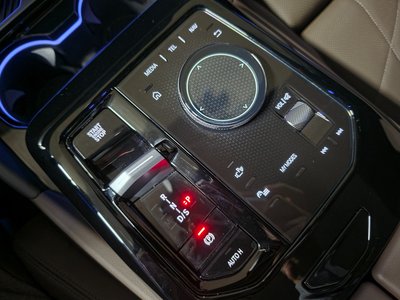 2026 BMW 5 SERIES — фото 9