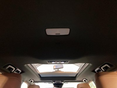 صورة مصغرة 35 لـ 2025 Lexus GX