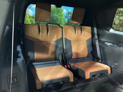 صورة 10 لـ 2025 Lexus GX