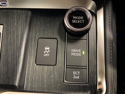 صورة مصغرة 63 لـ 2025 Lexus GX