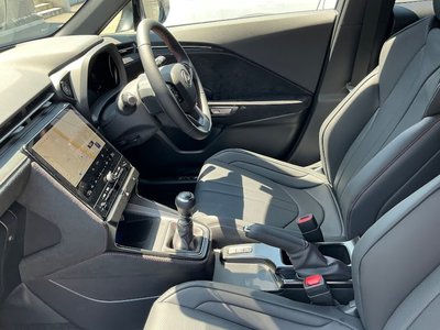 صورة مصغرة 31 لـ 2026 Lexus LBX