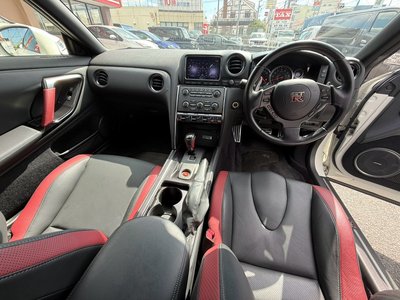 2012 Nissan GT-R 照片 3