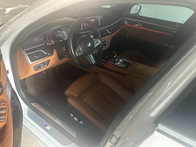 BMW 7 SERIES - 7